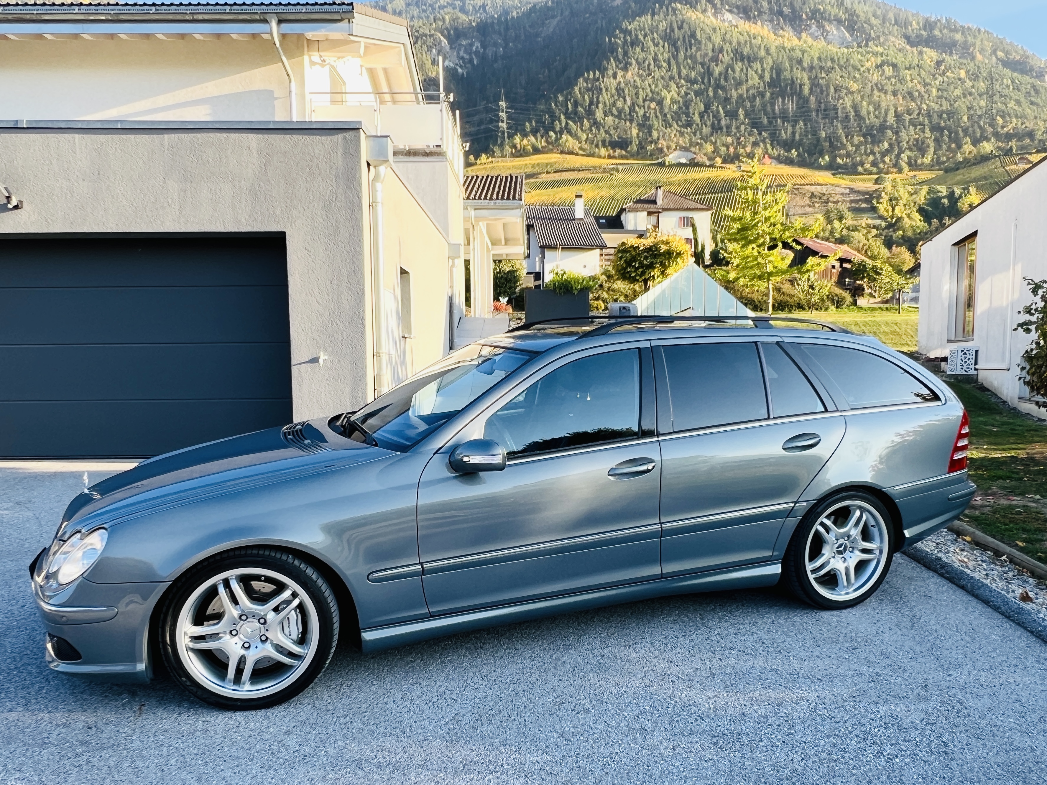 Mercedes C55 AMG - photo 6