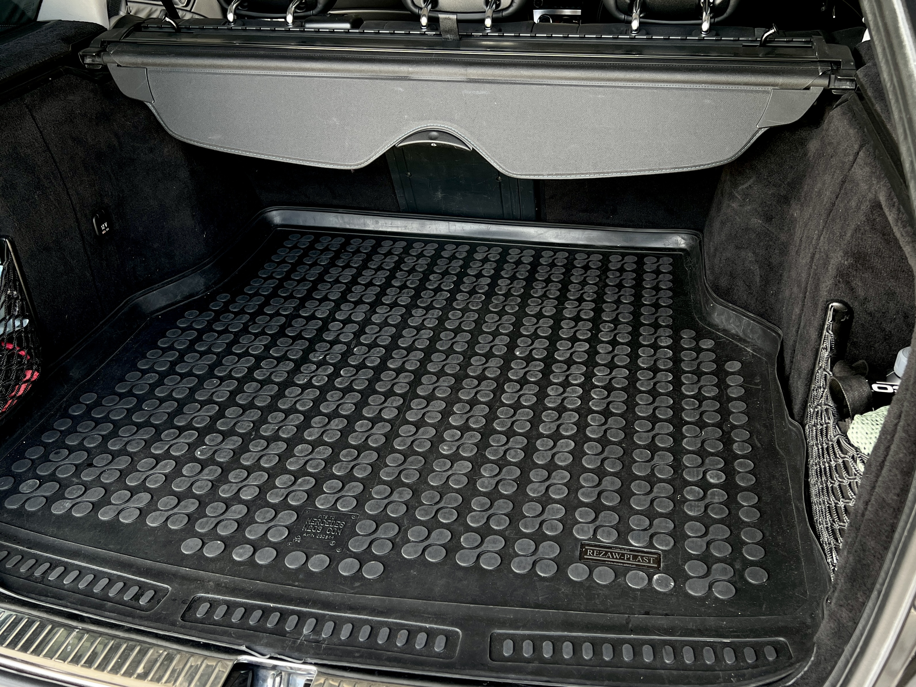 Mercedes C55 AMG - photo 15