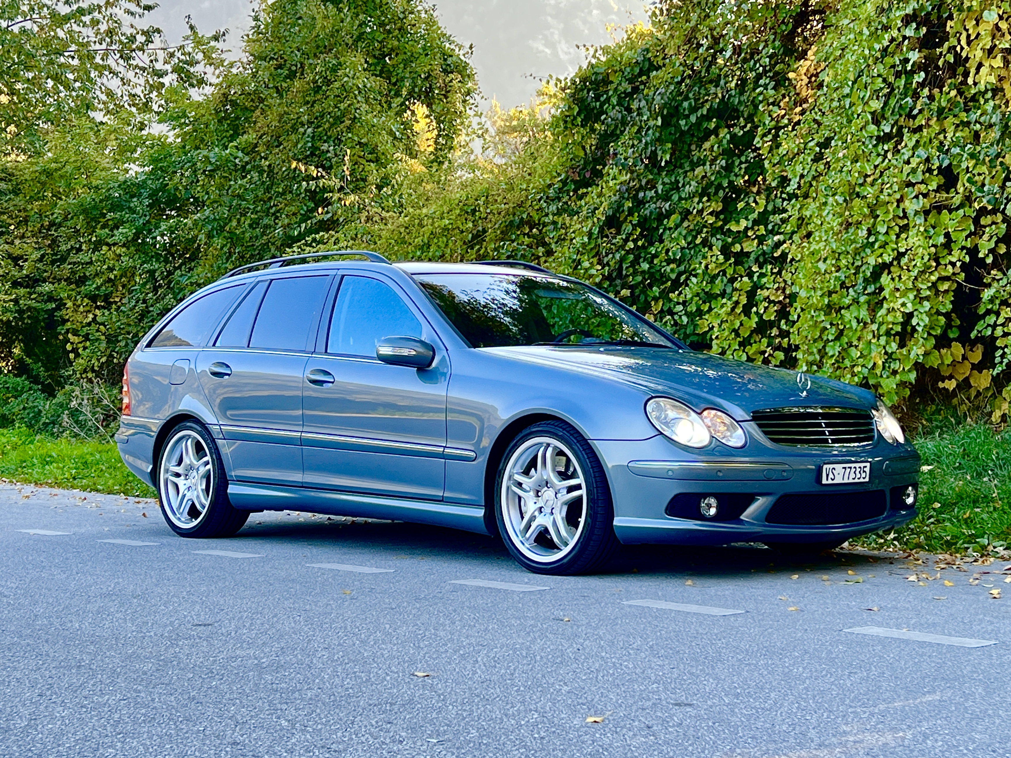 Mercedes C55 AMG - photo 19